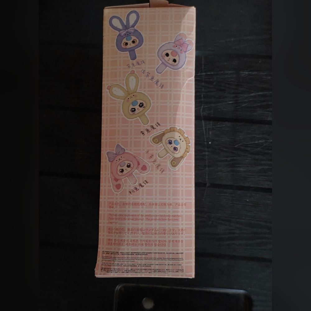 Adorable Pink Bunny Hand Mirrors - Picture 3 of 3